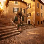La Otel