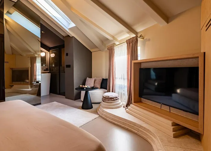 La Hotel 4*