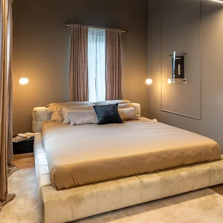 La 4*