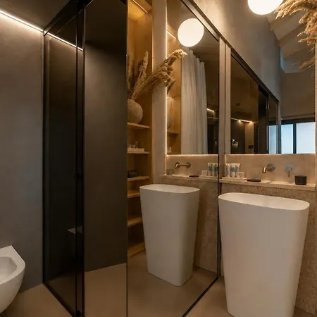 La Hotel 4*