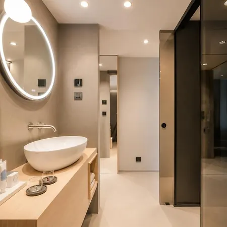 La Hotel